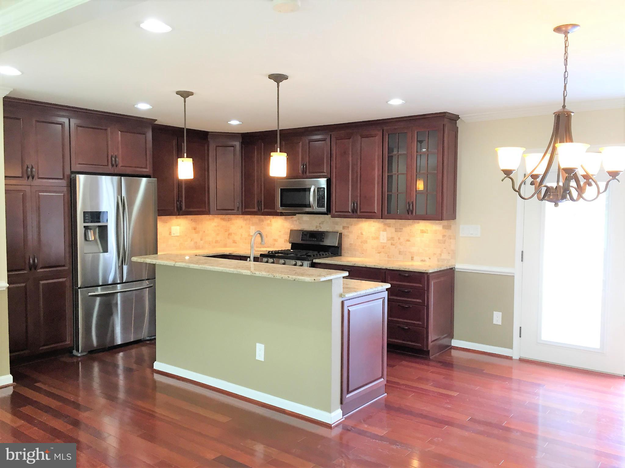 9522 Kirkfield Road Burke, VA 22015 - Photo 5 of 22 Interior (General)