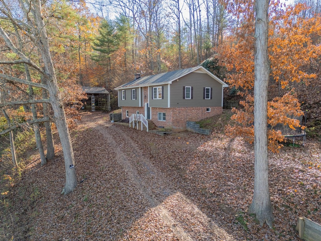 871 Spraker Road Crockett, VA 24323 - Photo 68 of 80 Gallery Image 68