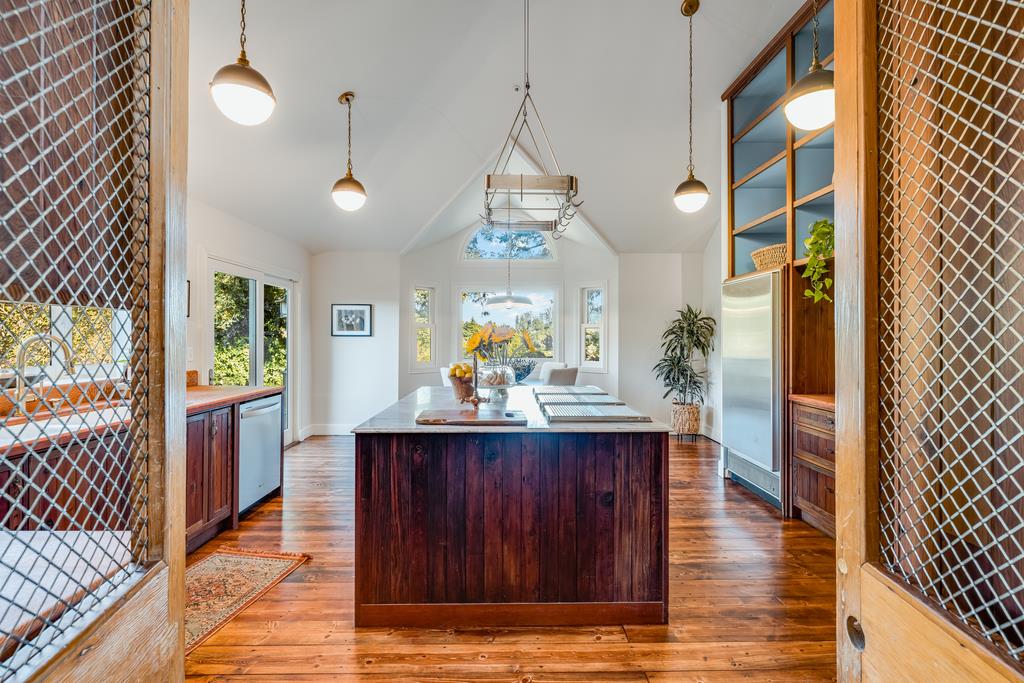 1000 Larkin Valley Road Watsonville, CA 95076 - Photo 15 of 100 Gallery Image 15