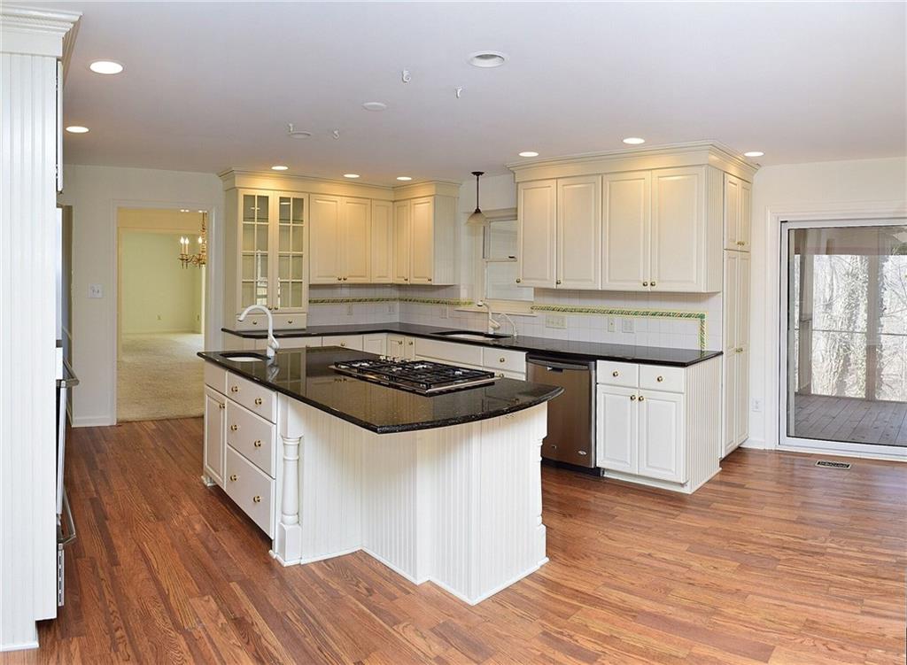 8234 Wilson Road Indianapolis, IN 46278 - Photo 3 of 41 Gallery Image 3