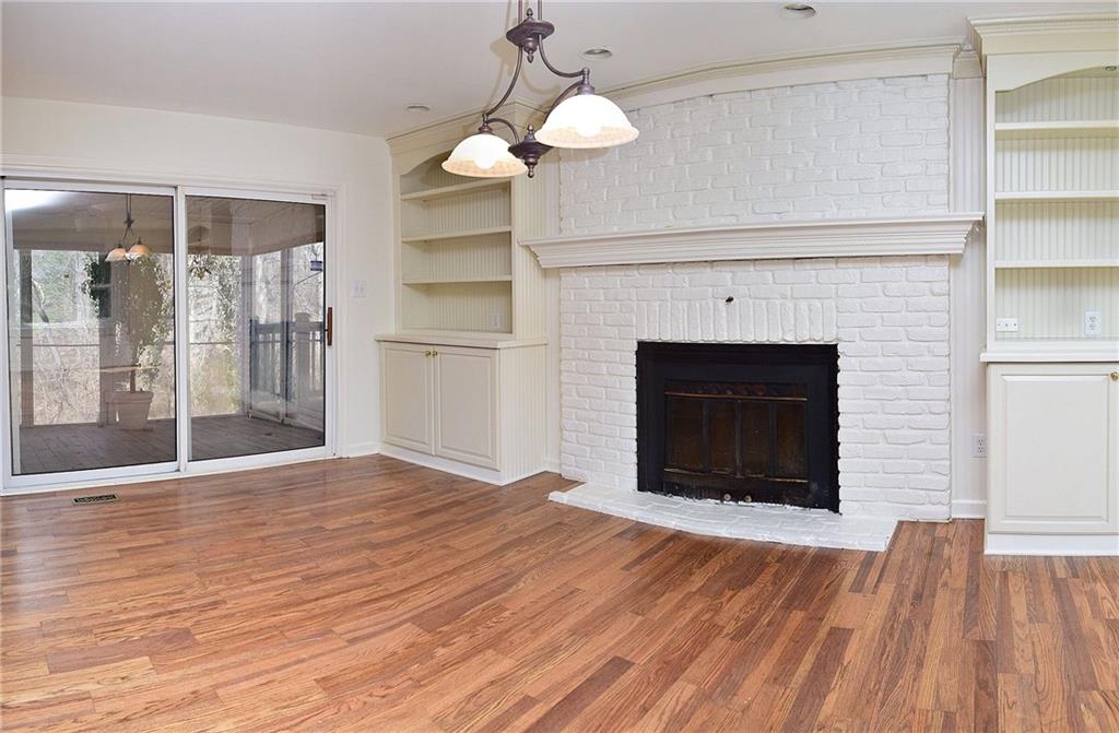 8234 Wilson Road Indianapolis, IN 46278 - Photo 9 of 41 Gallery Image 9