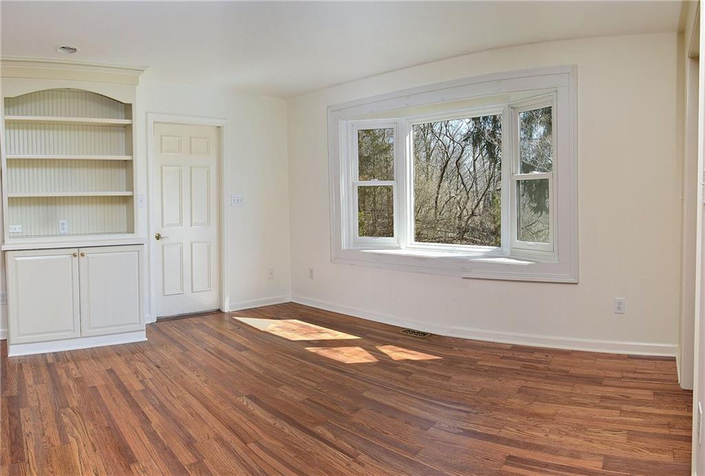 8234 Wilson Road Indianapolis, IN 46278 - Photo 10 of 41 Gallery Image 10