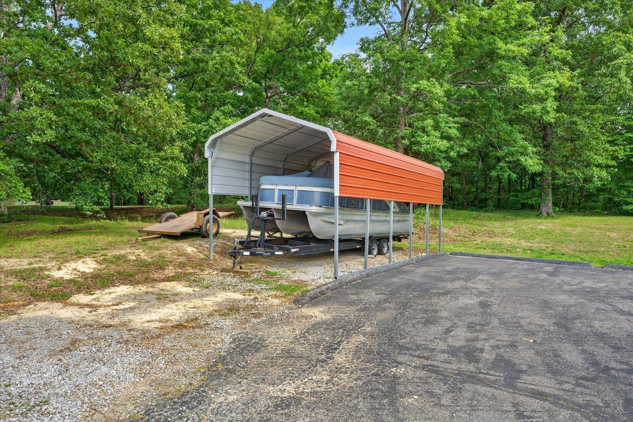 1649 North Main Street Tennessee Ridge, TN 37178 - Photo 6 of 57