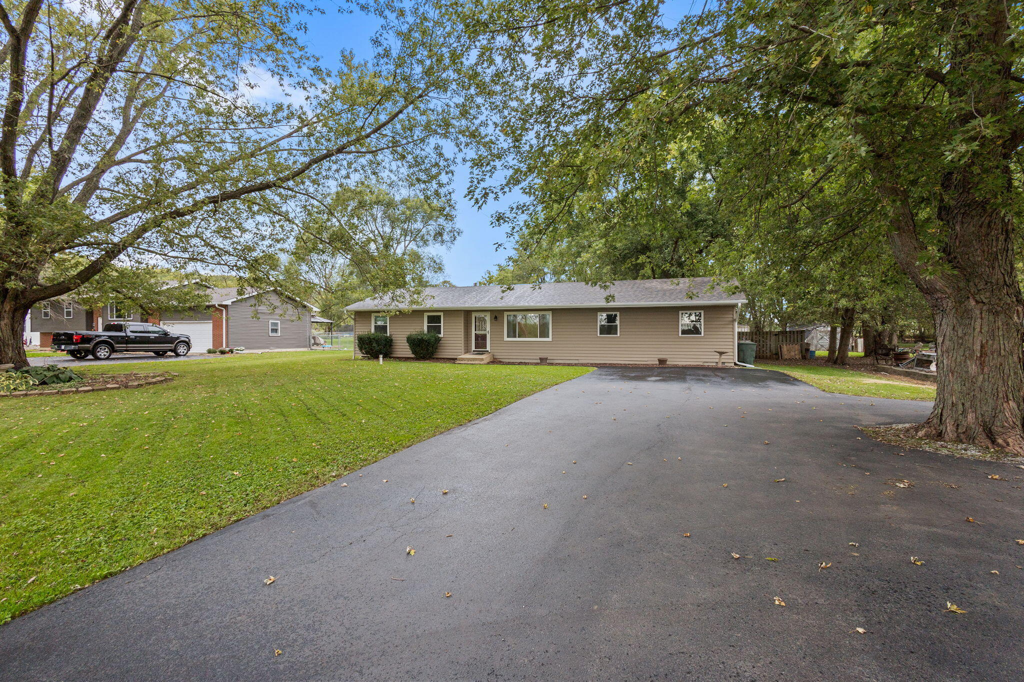 115 West Division Road Valparaiso, IN 46385 - Photo 23 of 23 2048x1365