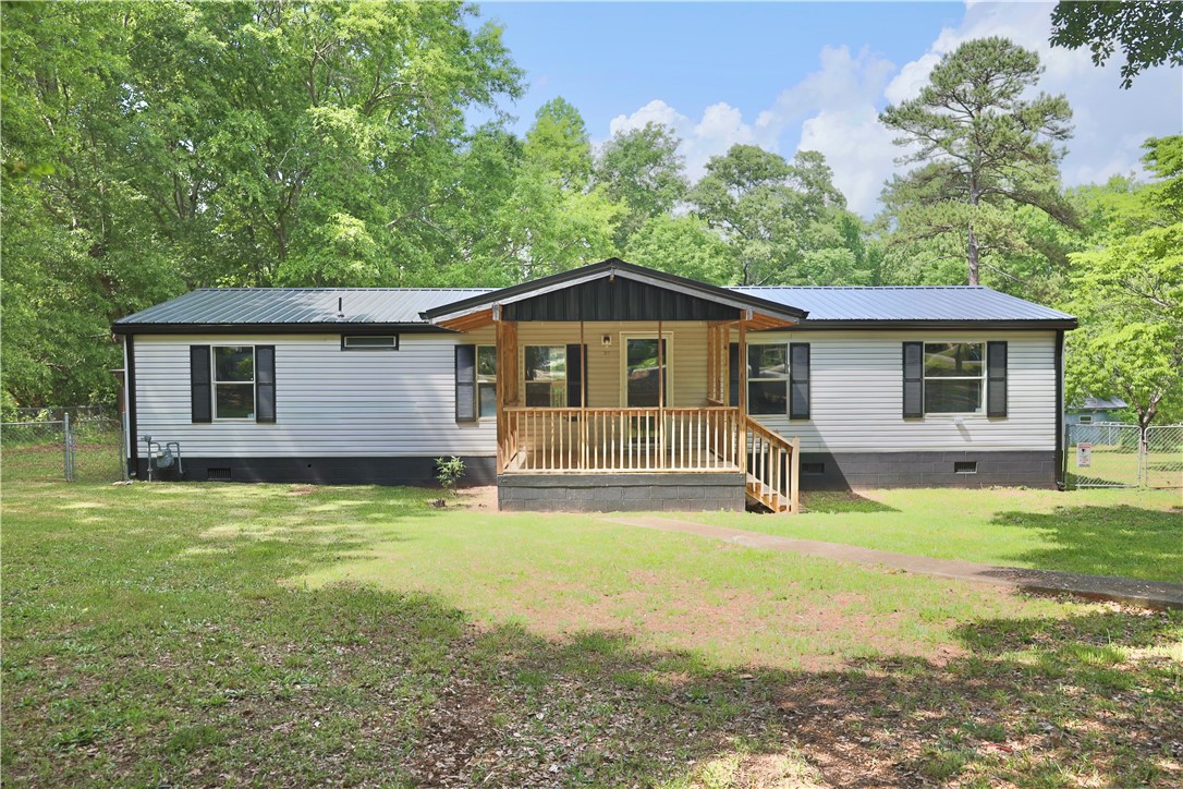 301 Gilmer Road Anderson, SC 29621 - Photo 1 of 32 Gallery Image 1
