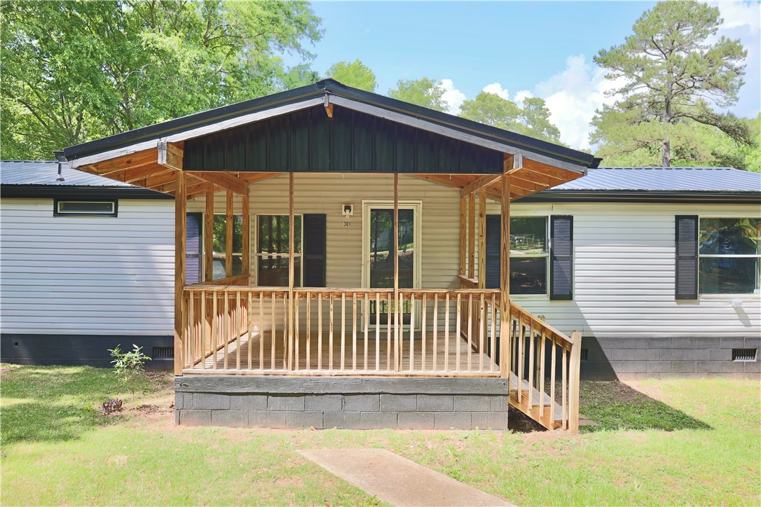 301 Gilmer Road Anderson, SC 29621 - Photo 3 of 32 Gallery Image 3