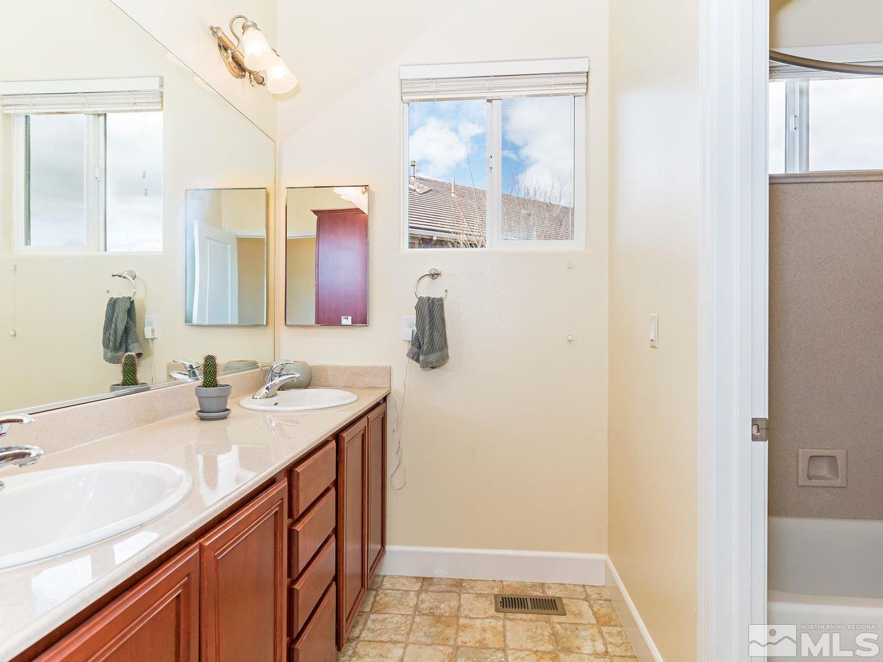 475 Stonegate Court Reno, NV 89506 - Photo 13 of 16 Photo 13