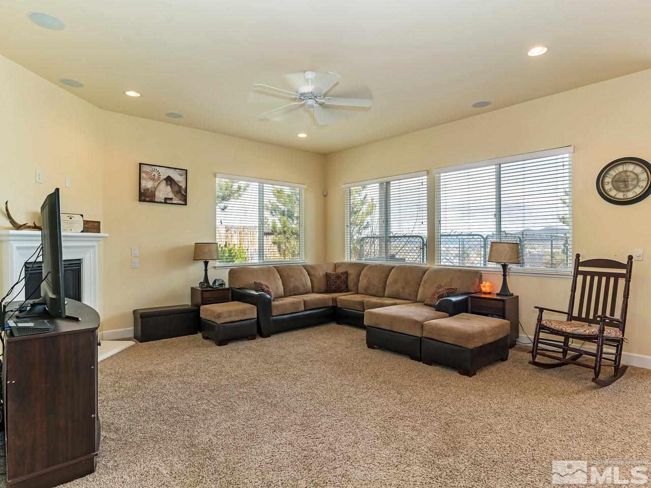 475 Stonegate Court Reno, NV 89506 - Photo 2 of 16 Photo 2