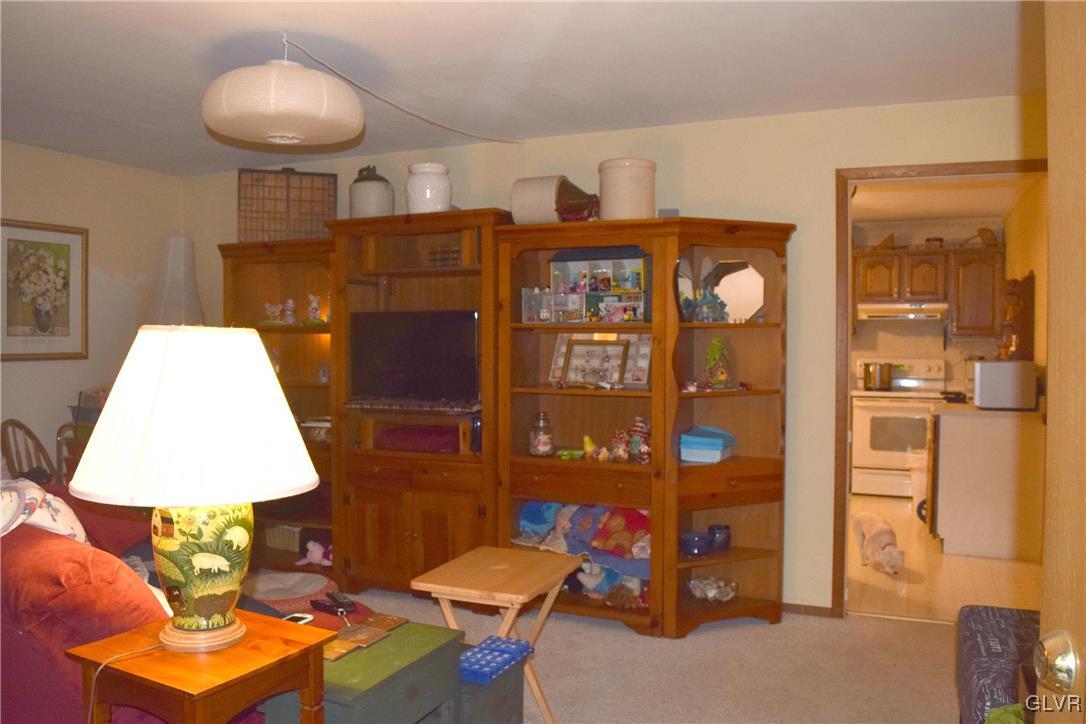 8941 Pleasant View Road Bangor, PA 18013 - Photo 2 of 13 Gallery Image 2