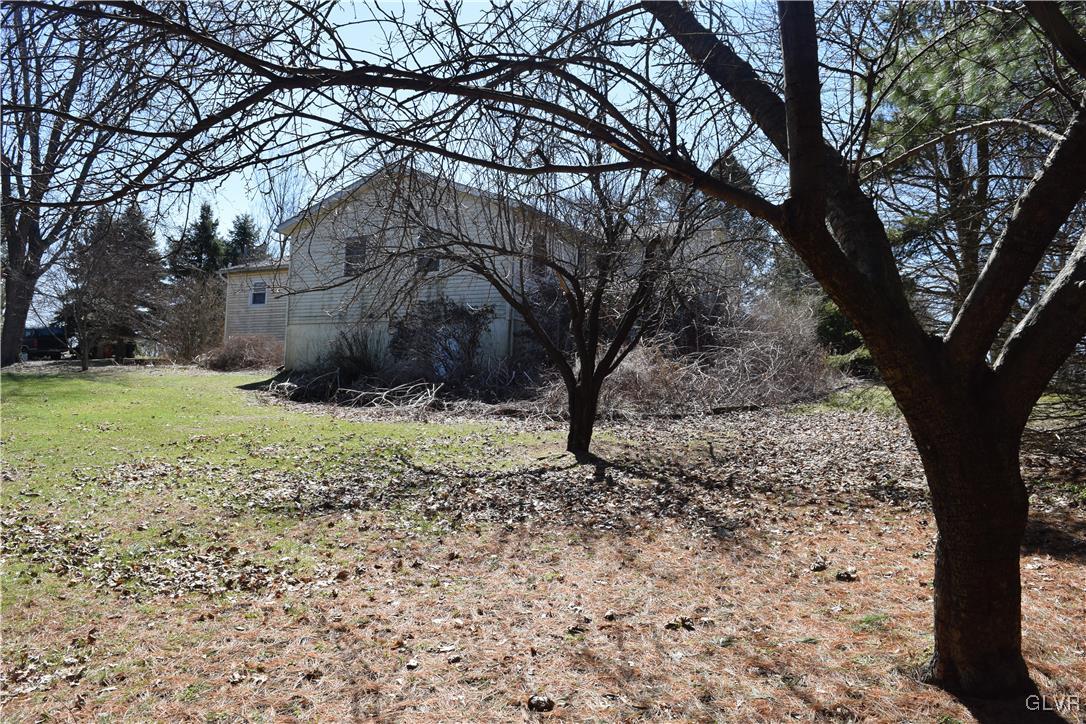 8941 Pleasant View Road Bangor, PA 18013 - Photo 6 of 13 Gallery Image 6