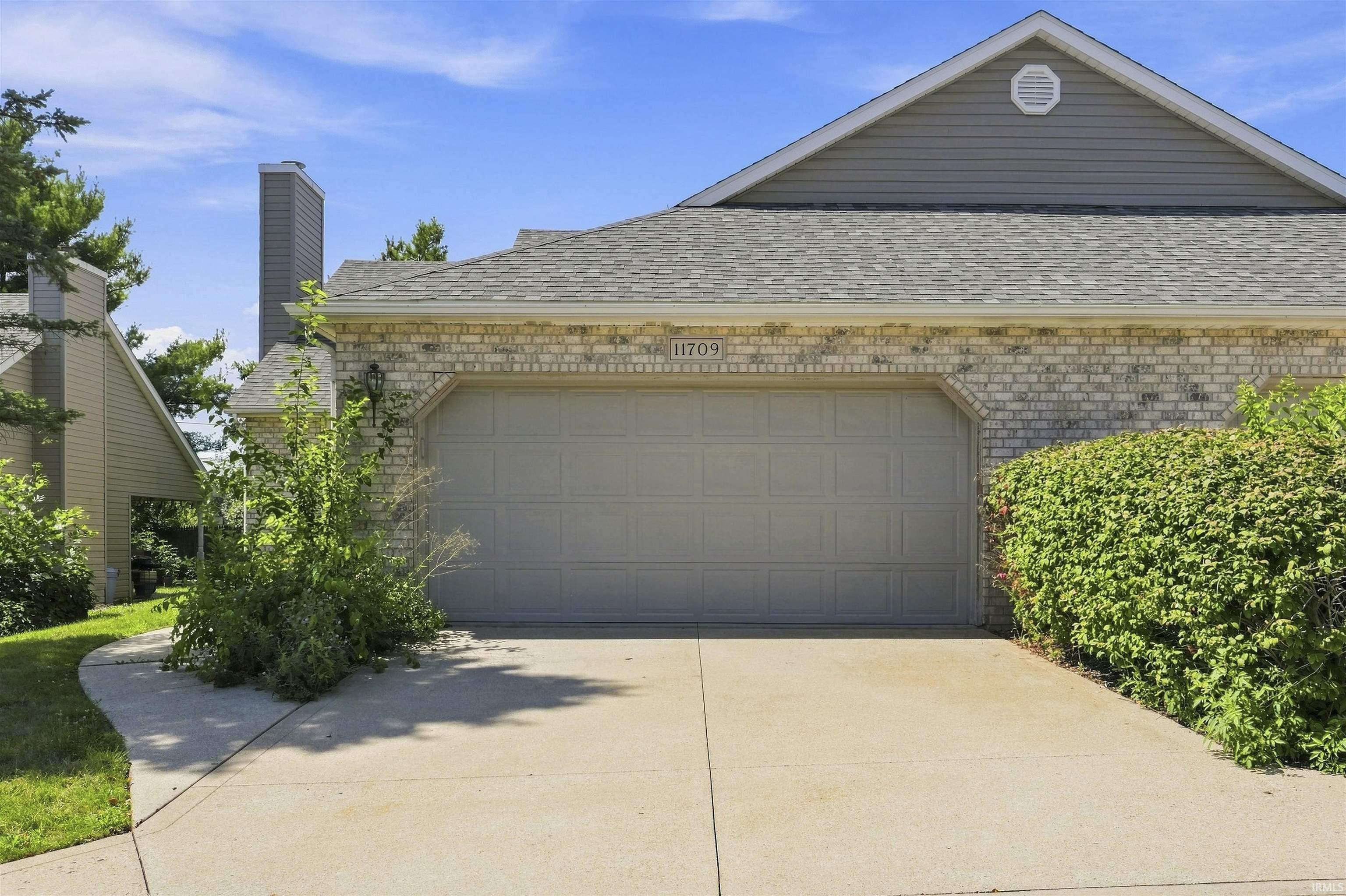 11709 Leo Road Fort Wayne, IN 46845 - Photo 31 of 36 Gallery Image 31
