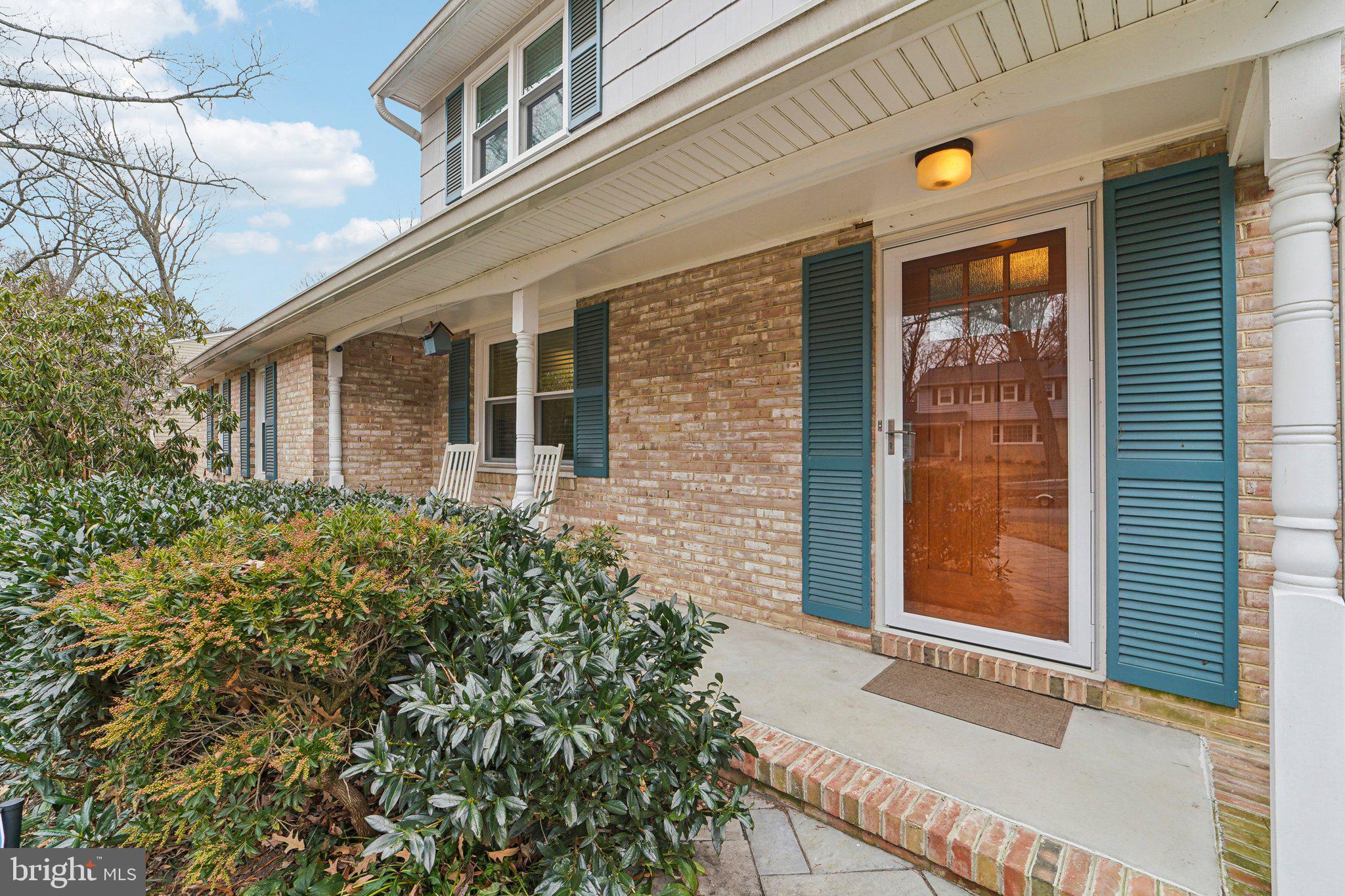3 Emerson Road Severna Park, MD 21146 - Photo 39 of 65 a front view of a house with a yard