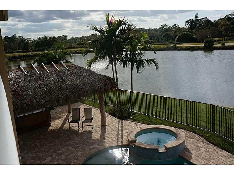 2212 Ridgewood Circle Royal Palm Beach, FL 33411 - Photo 16 of 34 Photo 16