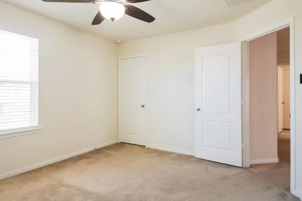 $1,975 | 16603 Live Oak Canyon Drive, Houston, TX 77084