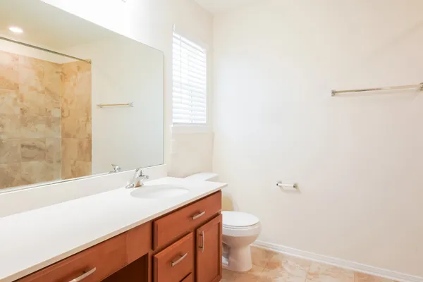 $1,975 | 16603 Live Oak Canyon Drive, Houston, TX 77084