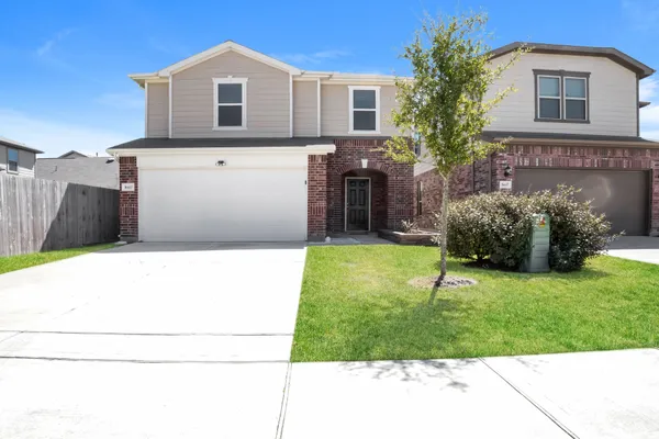$1,975 | 16603 Live Oak Canyon Drive, Houston, TX 77084