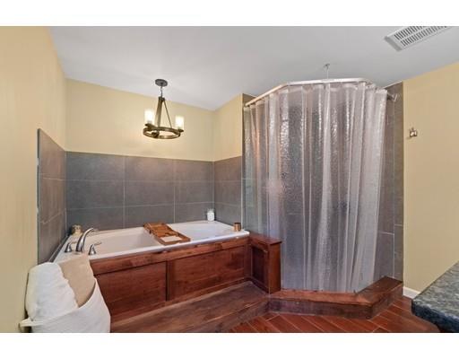 34 B Edgewood Road Southborough, MA 01772 - Photo 14 of 24