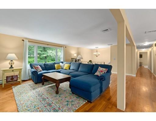 34 B Edgewood Road Southborough, MA 01772 - Photo 3 of 24