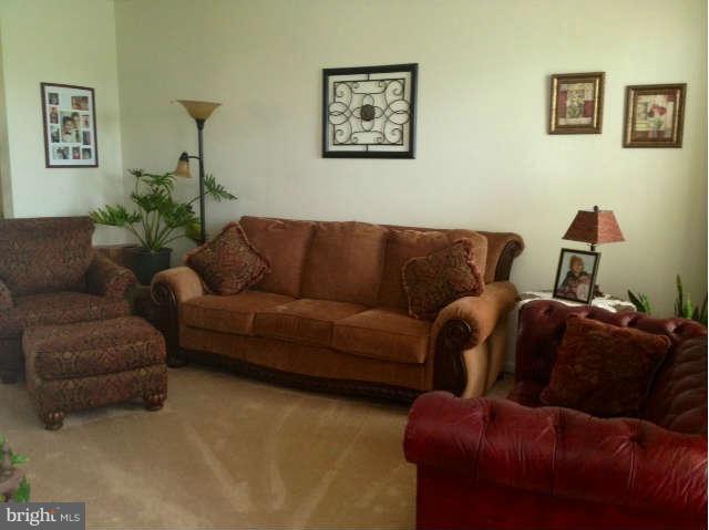 3900 Calico Circle Point of Rocks, MD 21777 - Photo 7 of 30 Living Room