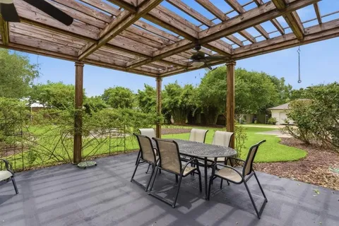 $499,999 | 4808 West Quail Hollow Drive, Lake Charles, LA 70605