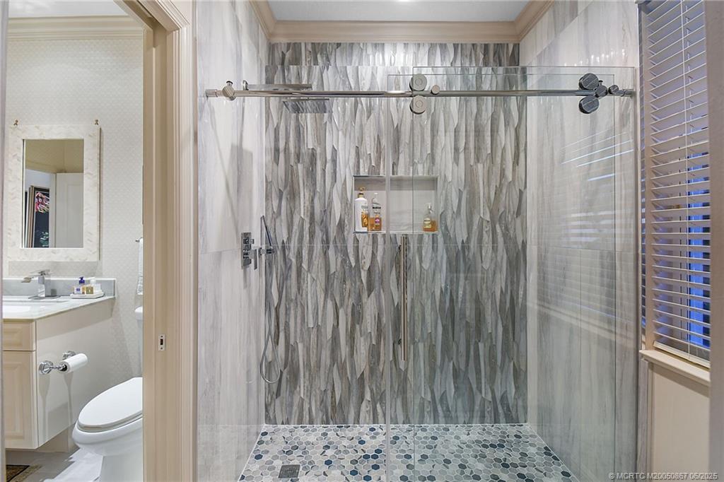 2109 Southeast Talbot Place Stuart, FL 34997 - Photo 16 of 59 Frameless glass shower door in the 3rd bath