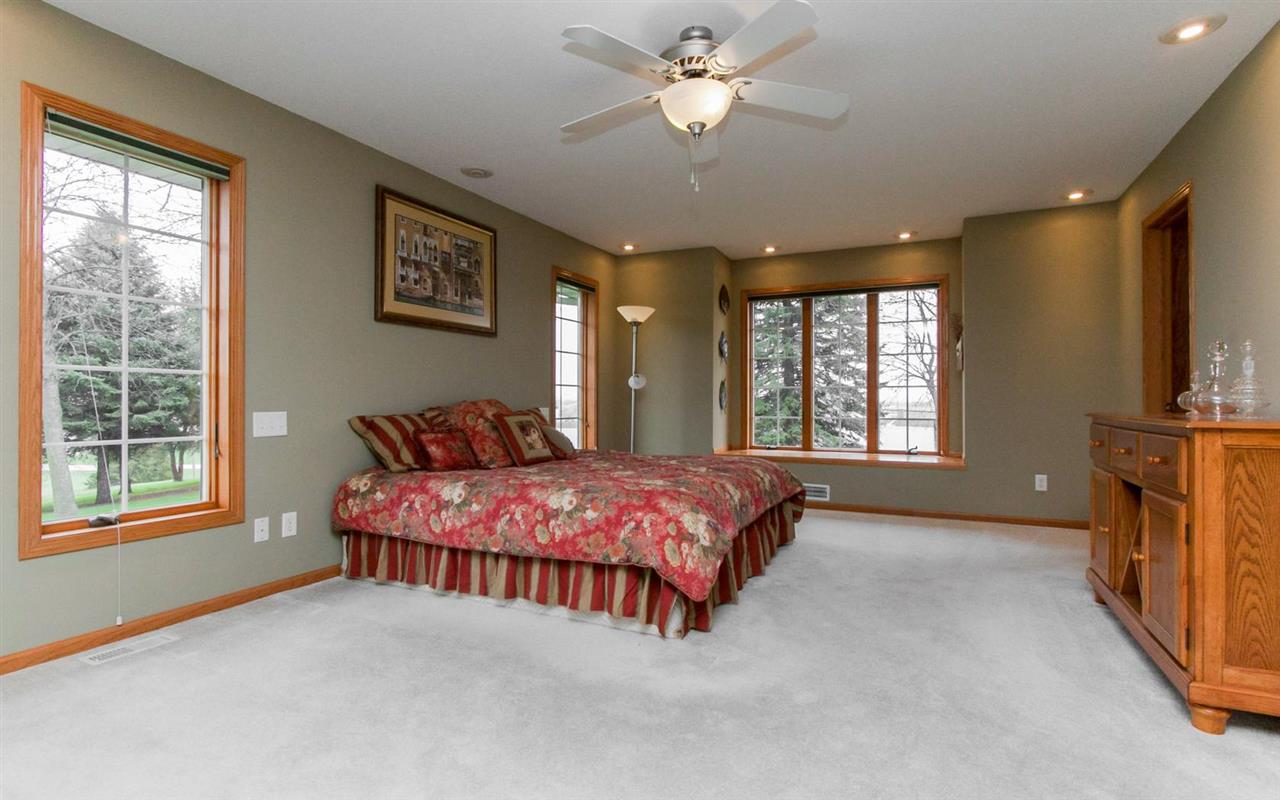 4100 Beverly Road Southwest Cedar Rapids, IA 52404 - Photo 16 of 25 Gallery Image 16