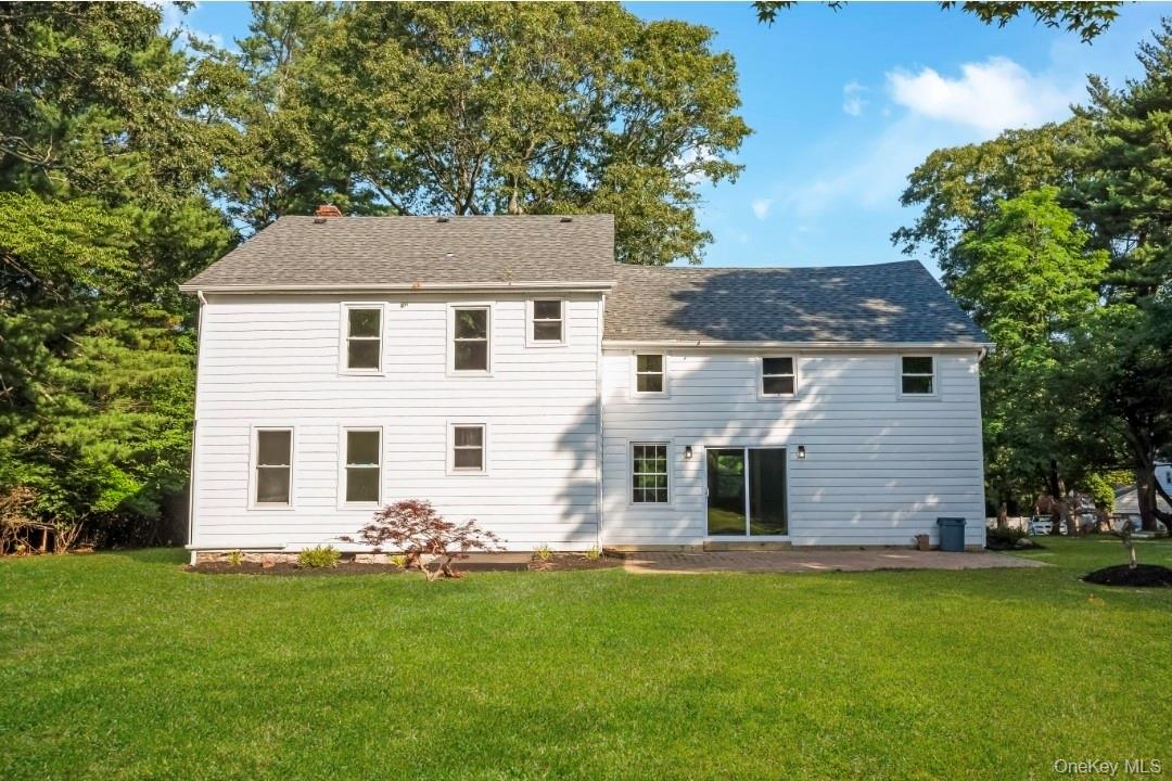 30 New Mill Road Smithtown, NY 11787 - Photo 5 of 49