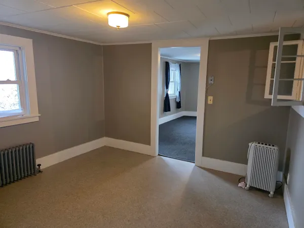 $900 | 96 Main Street, Unit #6, Lancaster, NH 03584