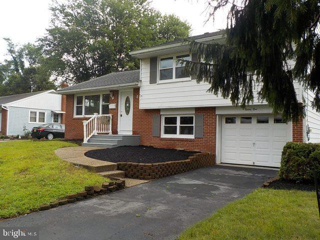 21 Meadowlark Road Stratford, NJ 08084 - Photo 2 of 23 Gallery Image 2