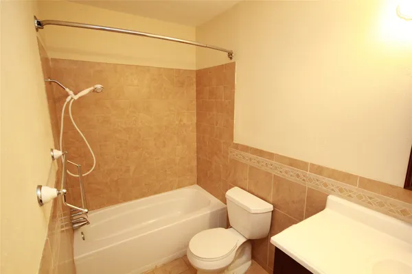 $1,950 | 5302 Town Park Boulevard, Katy, TX 77493