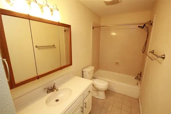 $1,950 | 5302 Town Park Boulevard, Katy, TX 77493