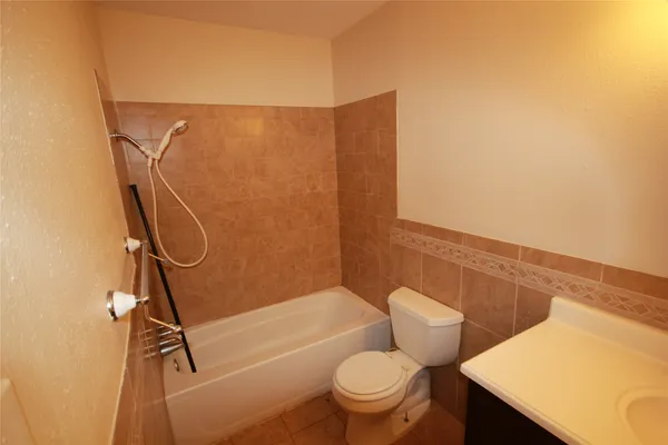 $1,950 | 5302 Town Park Boulevard, Katy, TX 77493