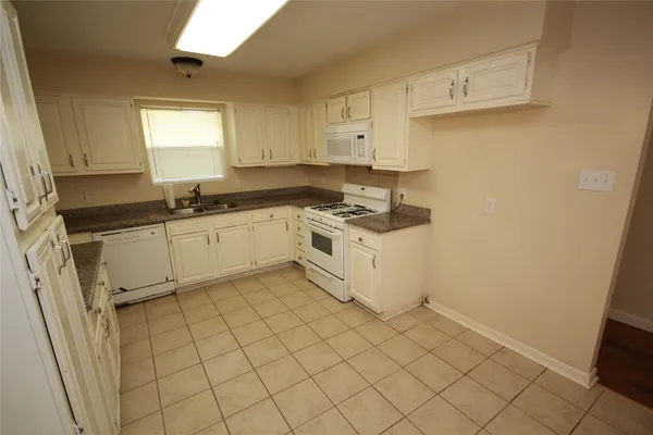 $1,950 | 5302 Town Park Boulevard, Katy, TX 77493