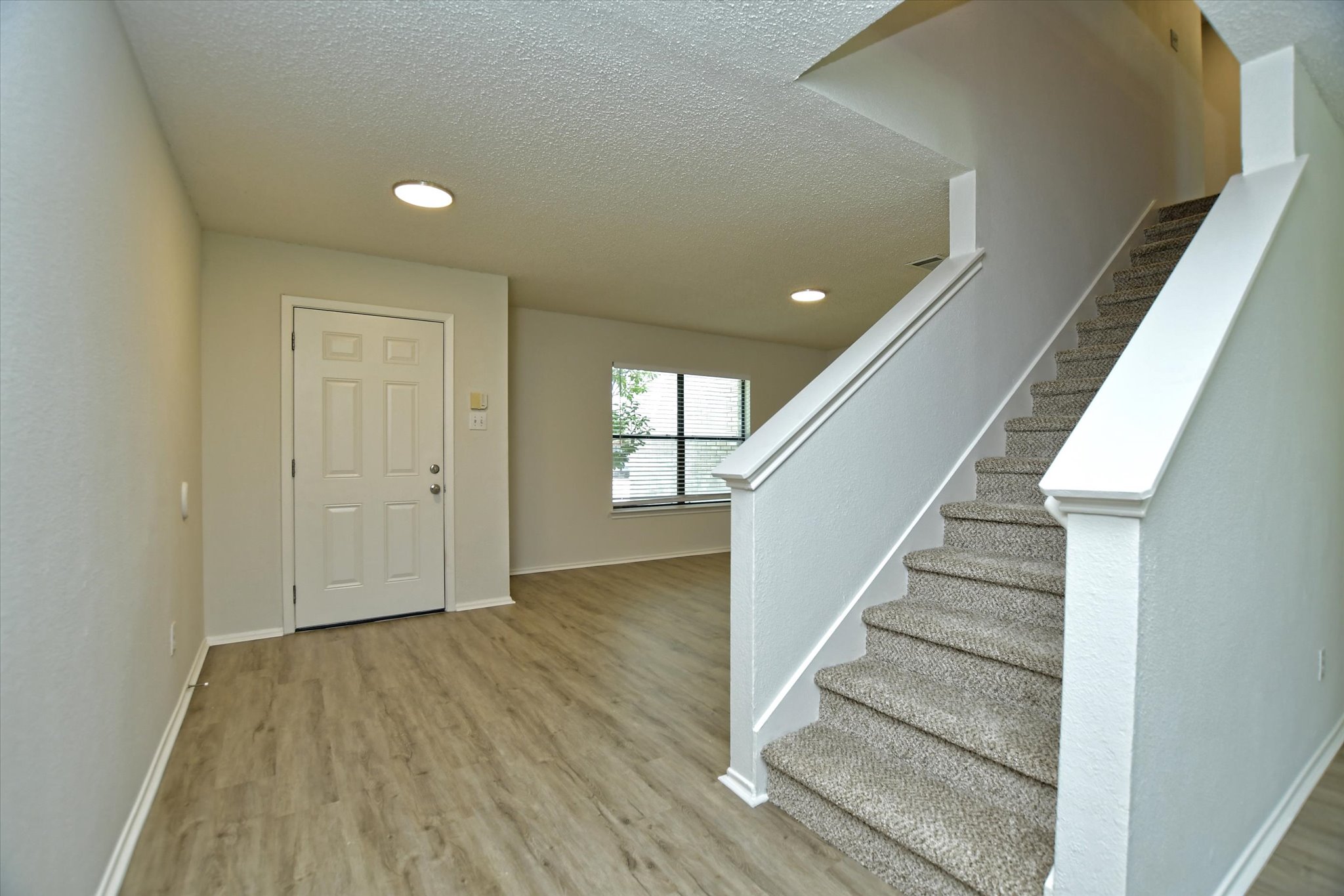 1201 Pike Path Round Rock, TX 78665 - Photo 4 of 26 Freshly painted throughout!