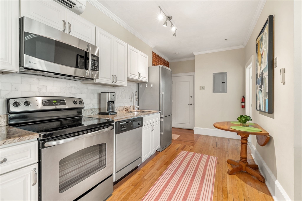 91 Perkins Street, Unit 4 Somerville, MA 02145 - Photo 7 of 21