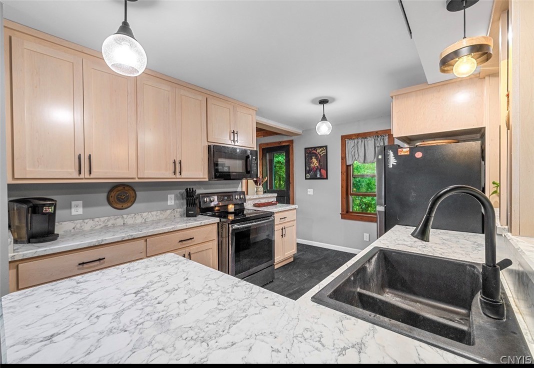6128 Fearon Road Eaton, NY 13409 - Photo 11 of 46