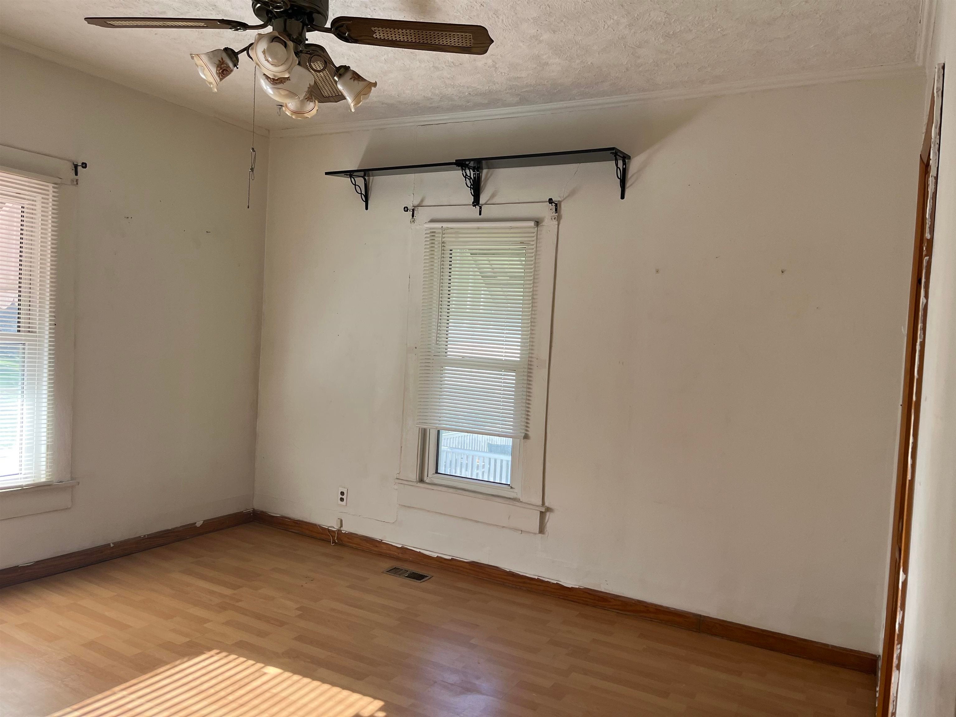 554 Roby Road Huntington, WV 25705 - Photo 6 of 14 Gallery Image 6