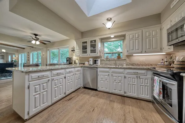 $515,000 | 220 Texas Drive, Hideaway, TX 75771