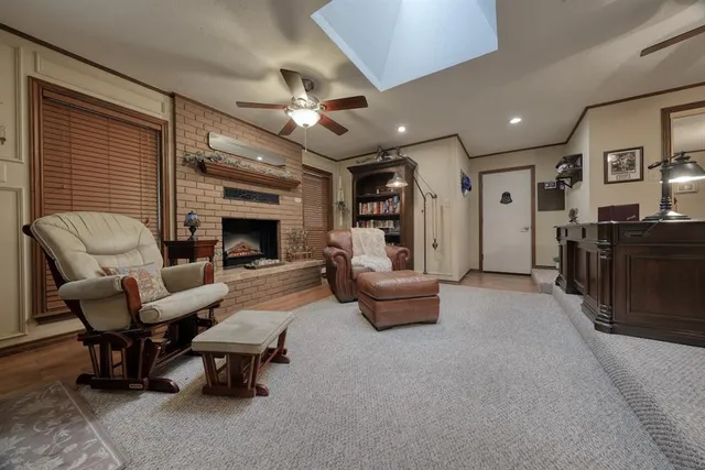 $515,000 | 220 Texas Drive, Hideaway, TX 75771