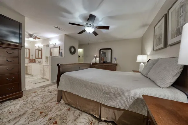 $515,000 | 220 Texas Drive, Hideaway, TX 75771