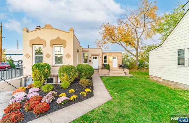 $400,000 | 86 Roosevelt Avenue, Belleville, NJ 07109