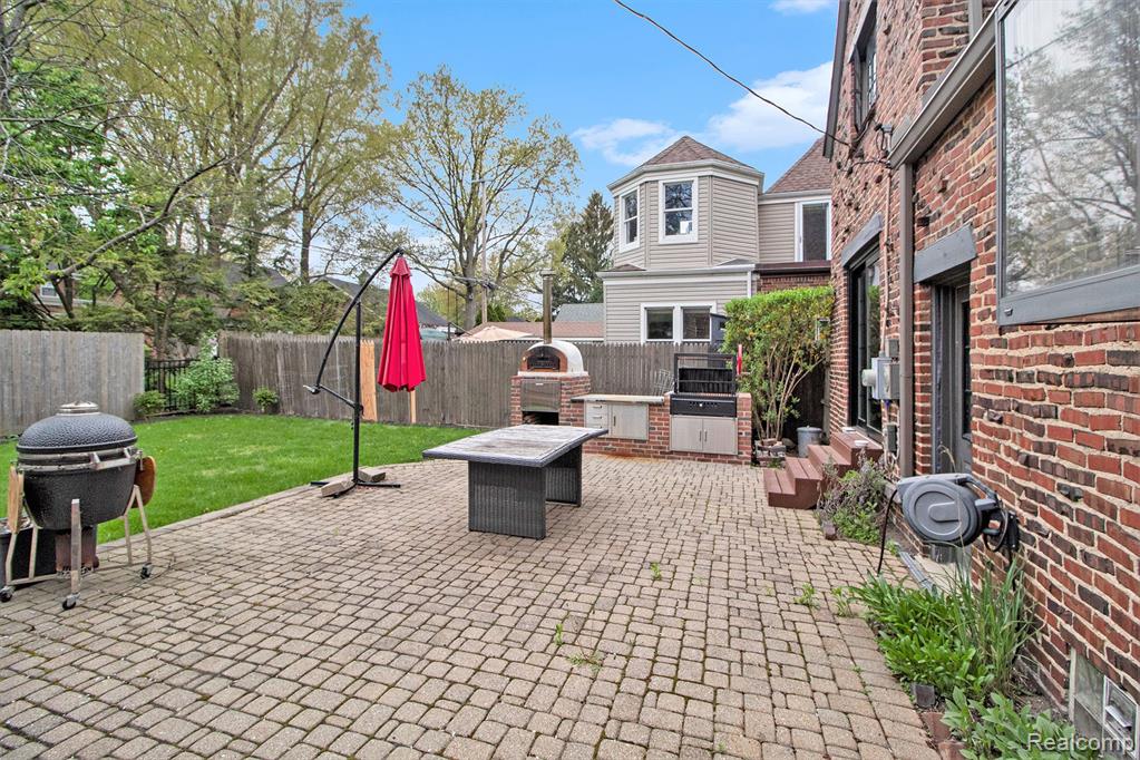 1301 Bishop Road Grosse Pointe Park, MI 48230 - Photo 24 of 31