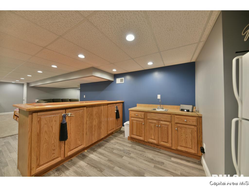 437 Armor Road Springfield, IL 62704 - Photo 32 of 35
