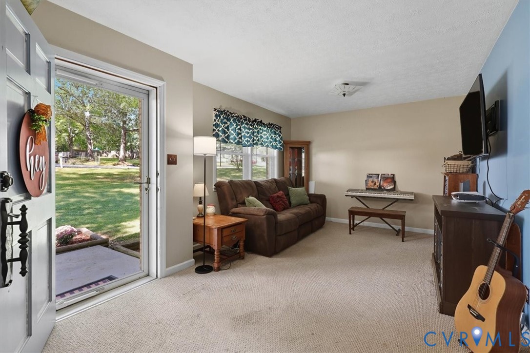 237 Craddock Street Boydton, VA 23917 - Photo 8 of 35