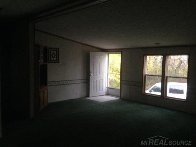12473 Rynn Road Emmett, MI 48022 - Photo 9 of 13