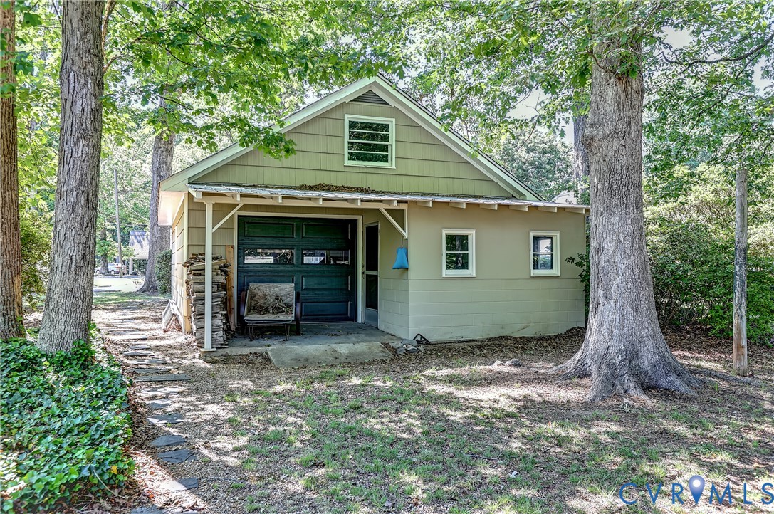 1817 Pocoshock Boulevard North Chesterfield, VA 23235 - Photo 39 of 41 a view of a house with a yard and large tree