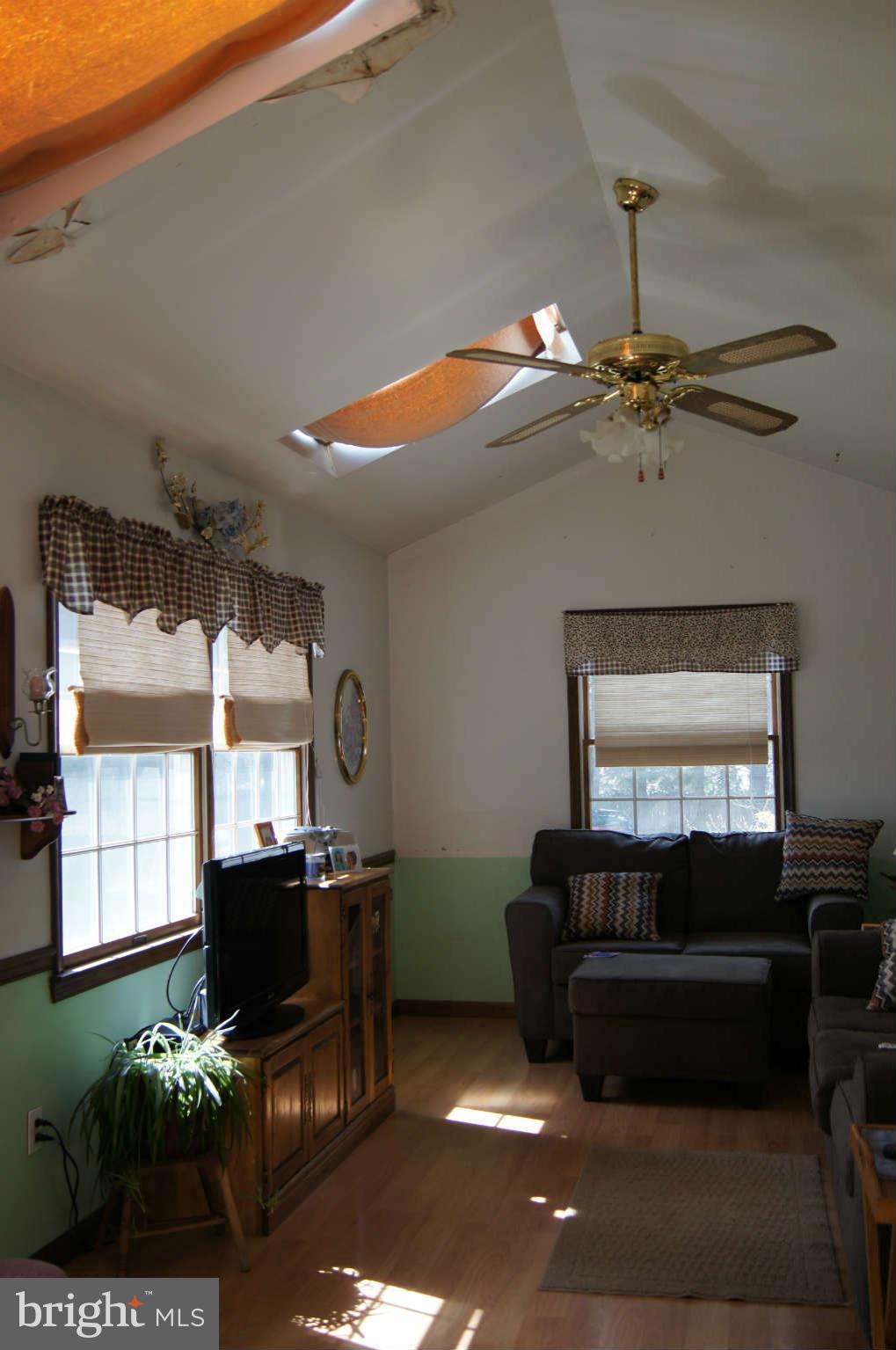 92 Brick Hill Road Elkton, MD 21921 - Photo 3 of 17 Family Room