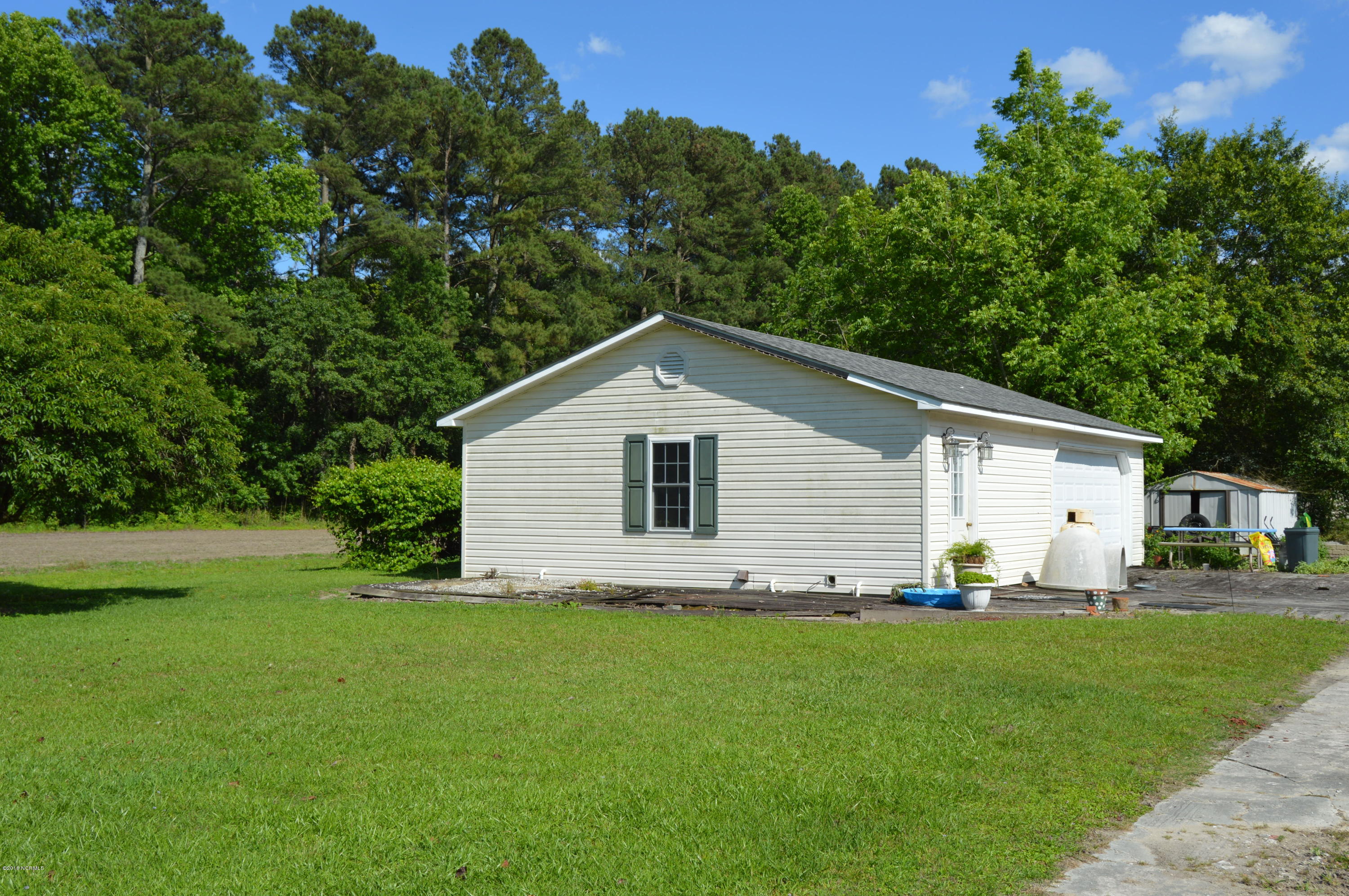 4830 Englishtown Road Willard, NC 28478 - Photo 25 of 28 garage new