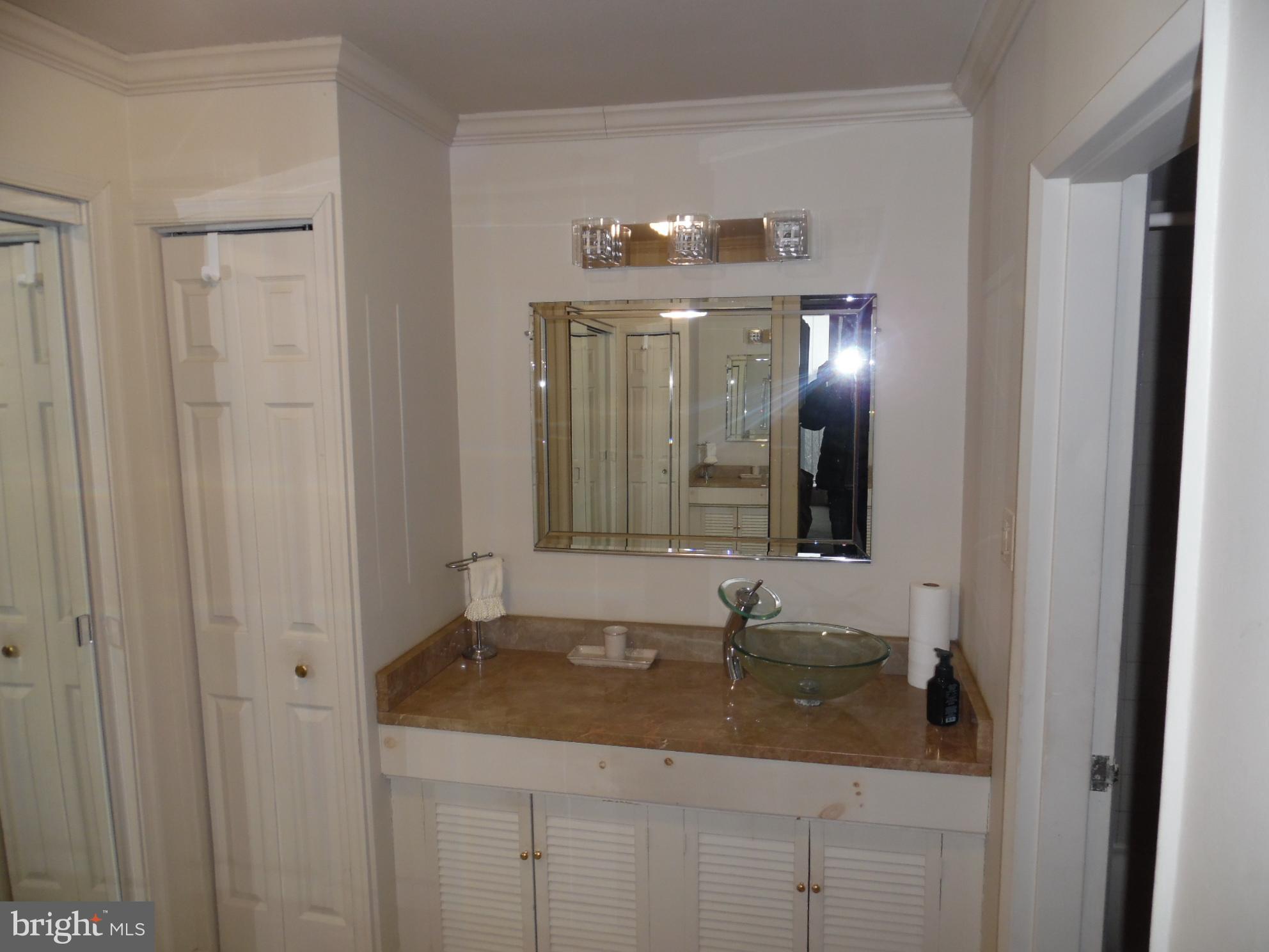 3900 West Ford Road, Unit 16E Philadelphia, PA 19131 - Photo 25 of 40