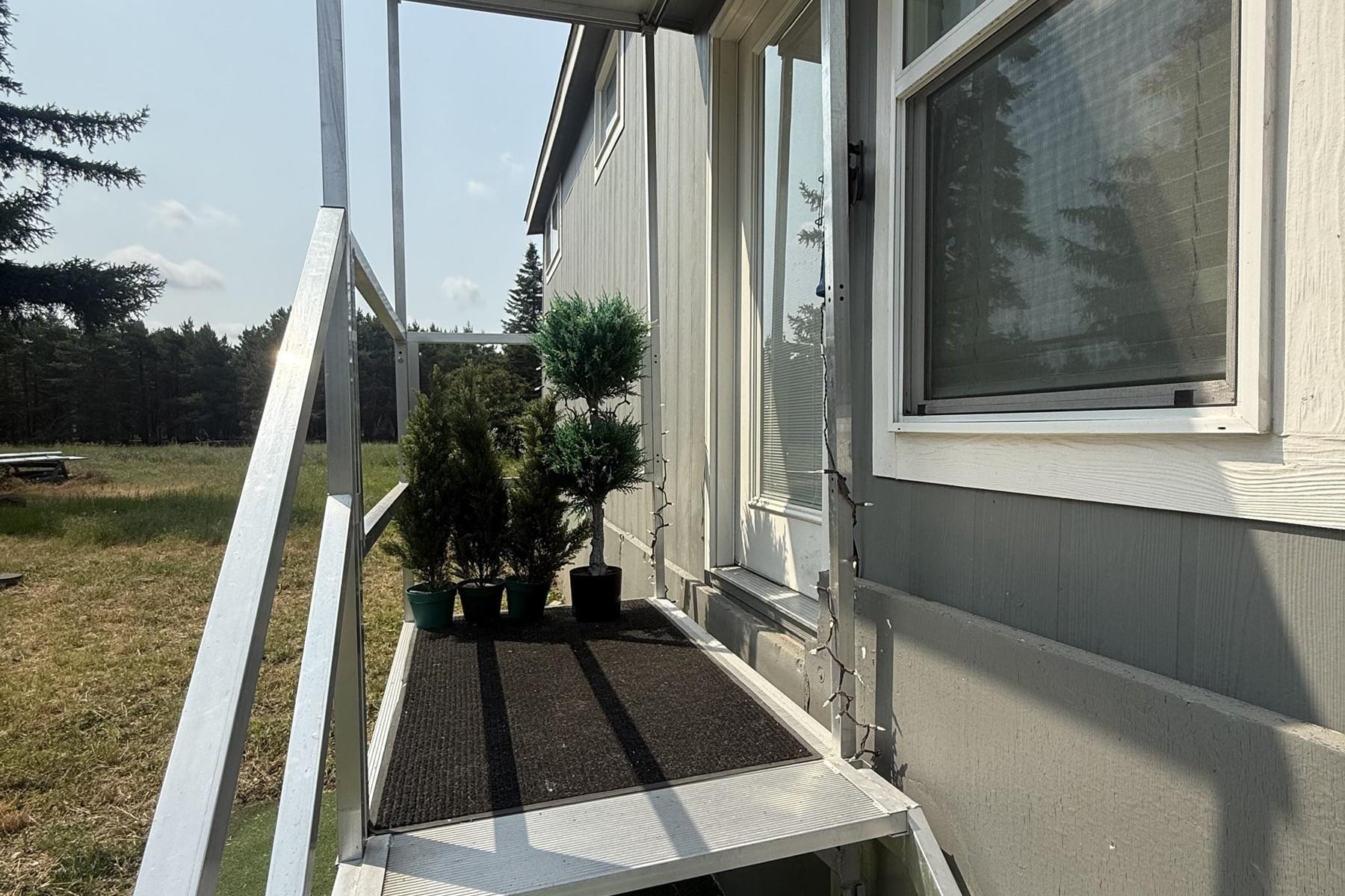 3427 Normal Park Road Cheney, WA 99004 - Photo 3 of 22